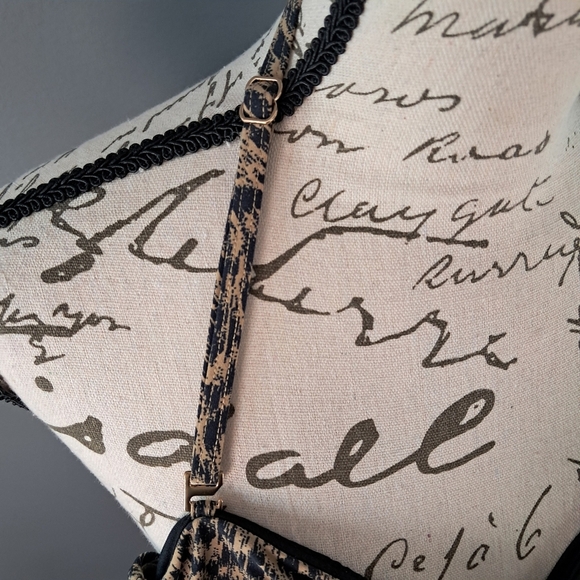 Michael Kors Women Cheetah Print One Piece Halter Top/Strapless Swimsuit Size 10 - Picture 6 of 8